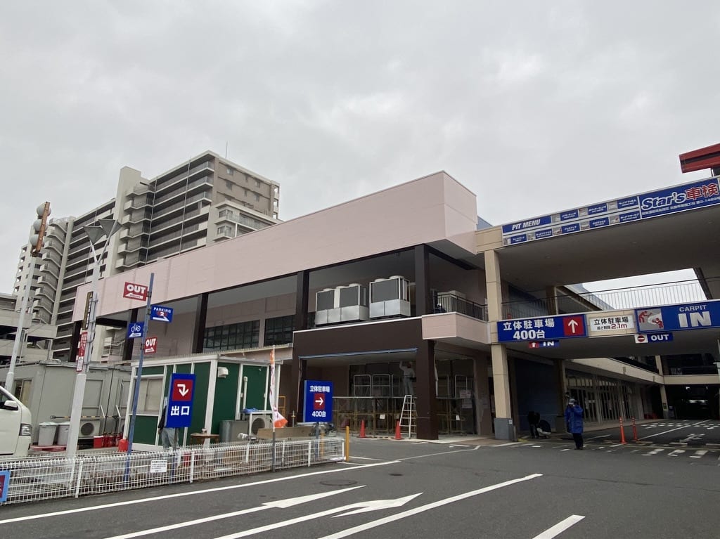 ベルクス２階はダイソーと体操教室に