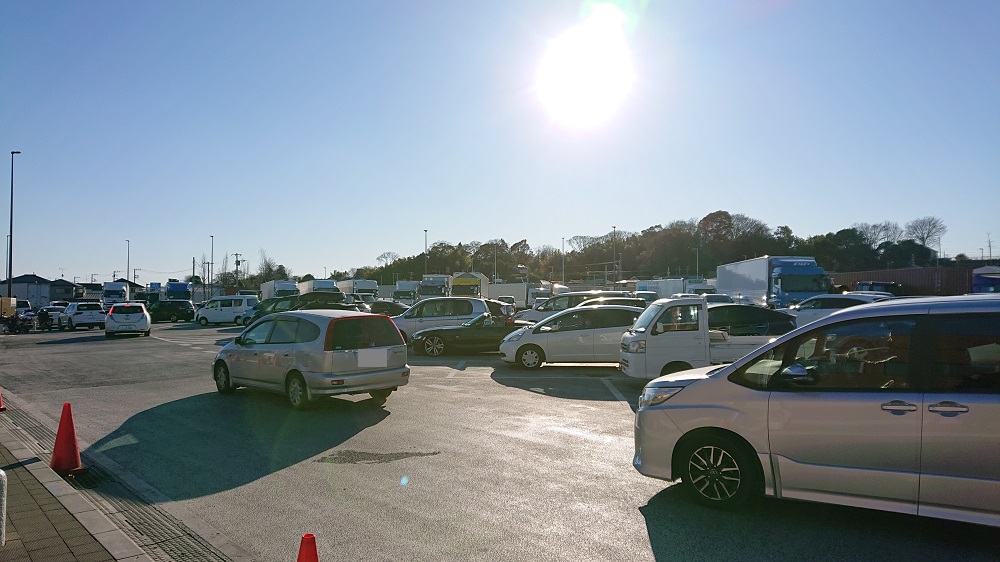 道の駅いちかわの駐車場