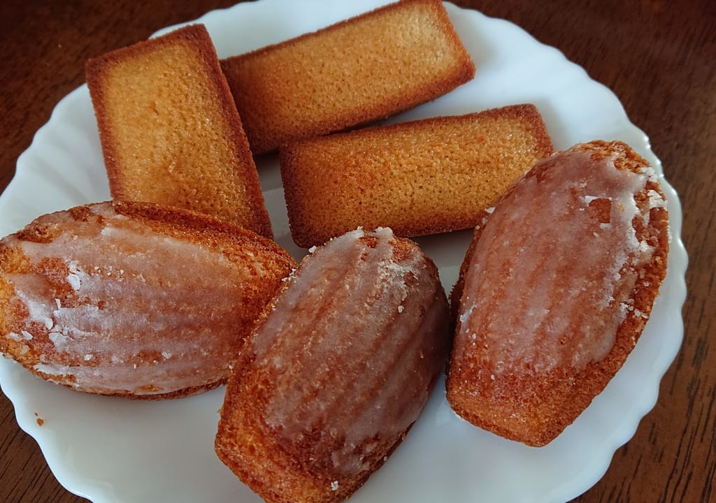 カフェデュボワのフィナンシェとマドレーヌ