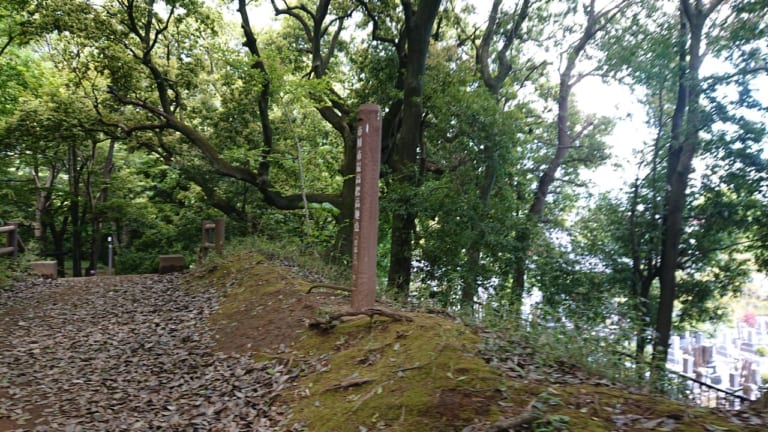 里見公園にある市川市最高地点の位置