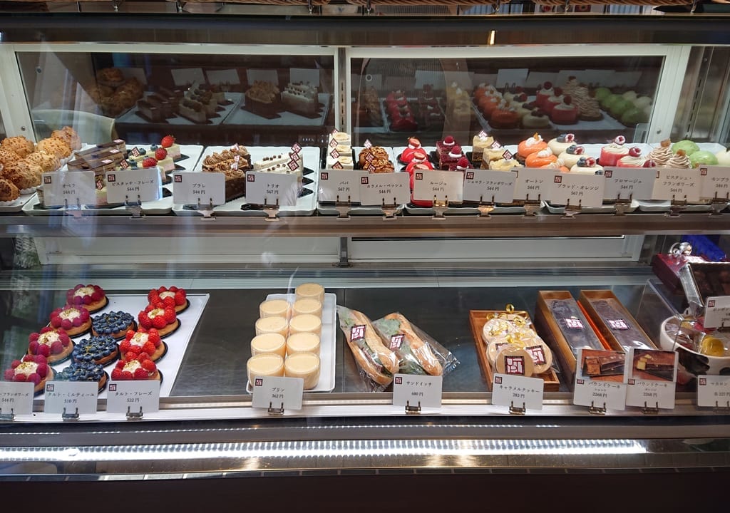 ジャンポールチェボーのケーキ