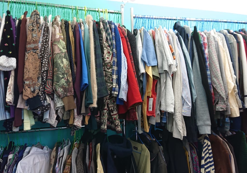 無人服屋POTECOの店内