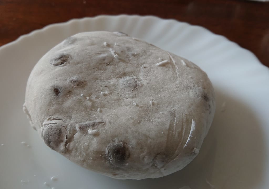 越後屋間餅菓子店の豆大福はボリューム満点！