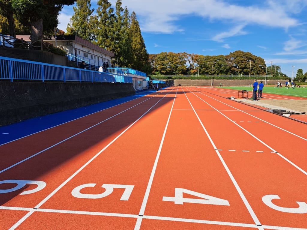 みんなでスポーツイベントのトラック