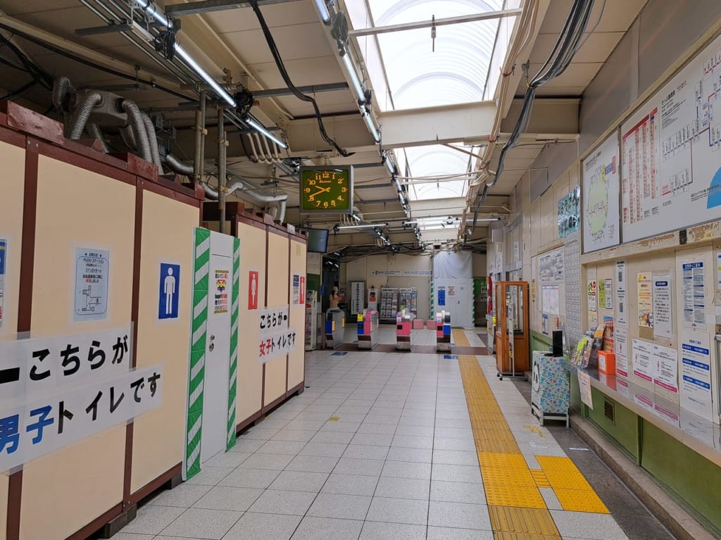 市川真間駅の仮設トイレ