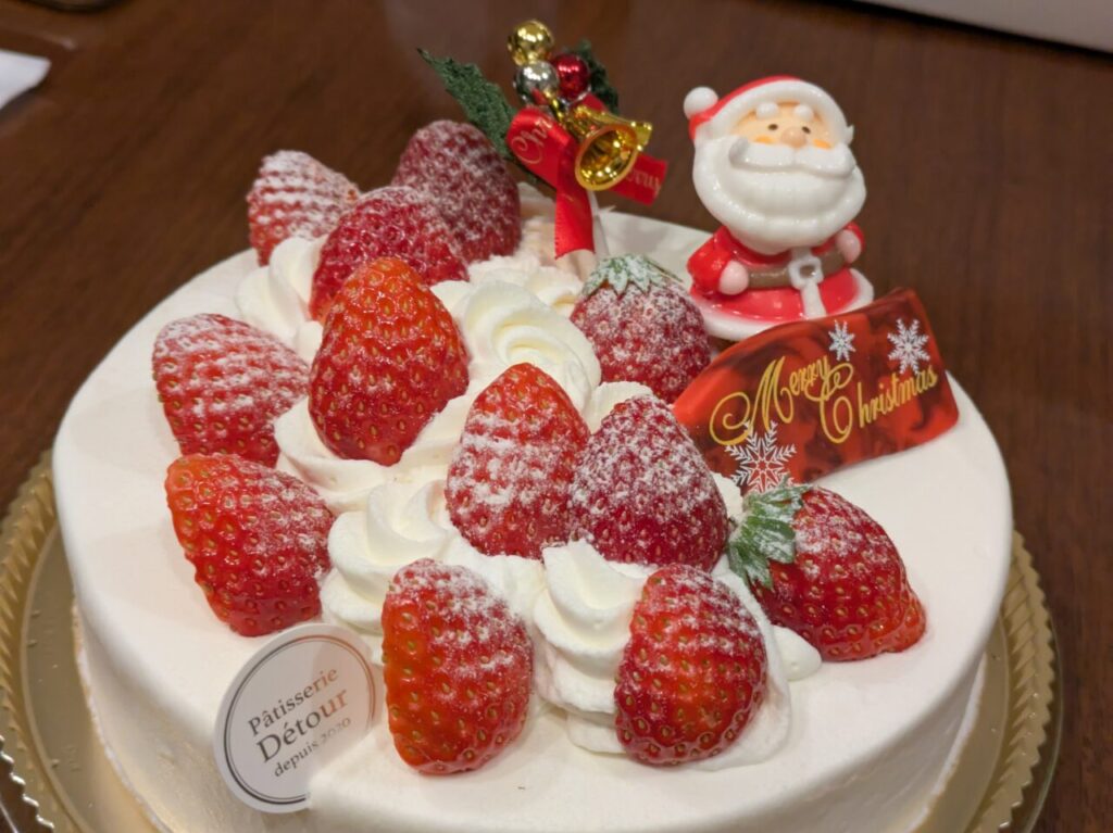 パティスリーデトゥールのクリスマスケーキ