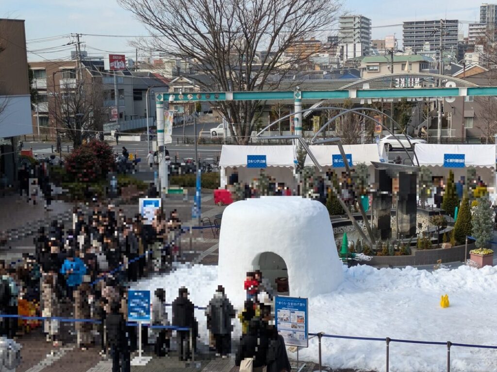 コルトンプラザかまくら・なまはげ祭りのかまくら