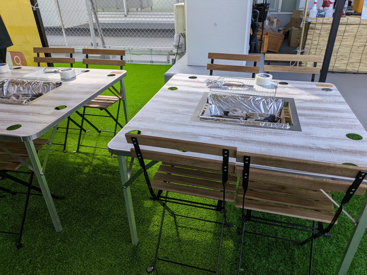 BBQDAYS市川コルトンプラザのテーブル