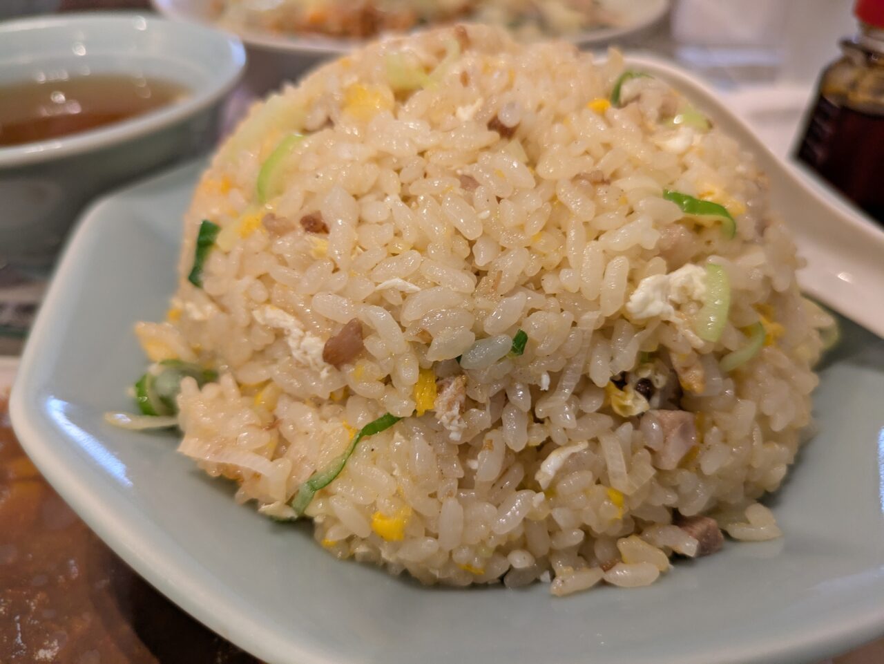 芙蓉亭の炒飯