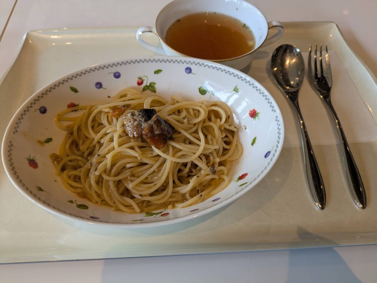 鰯と香味野菜が香るペペロンチーノ