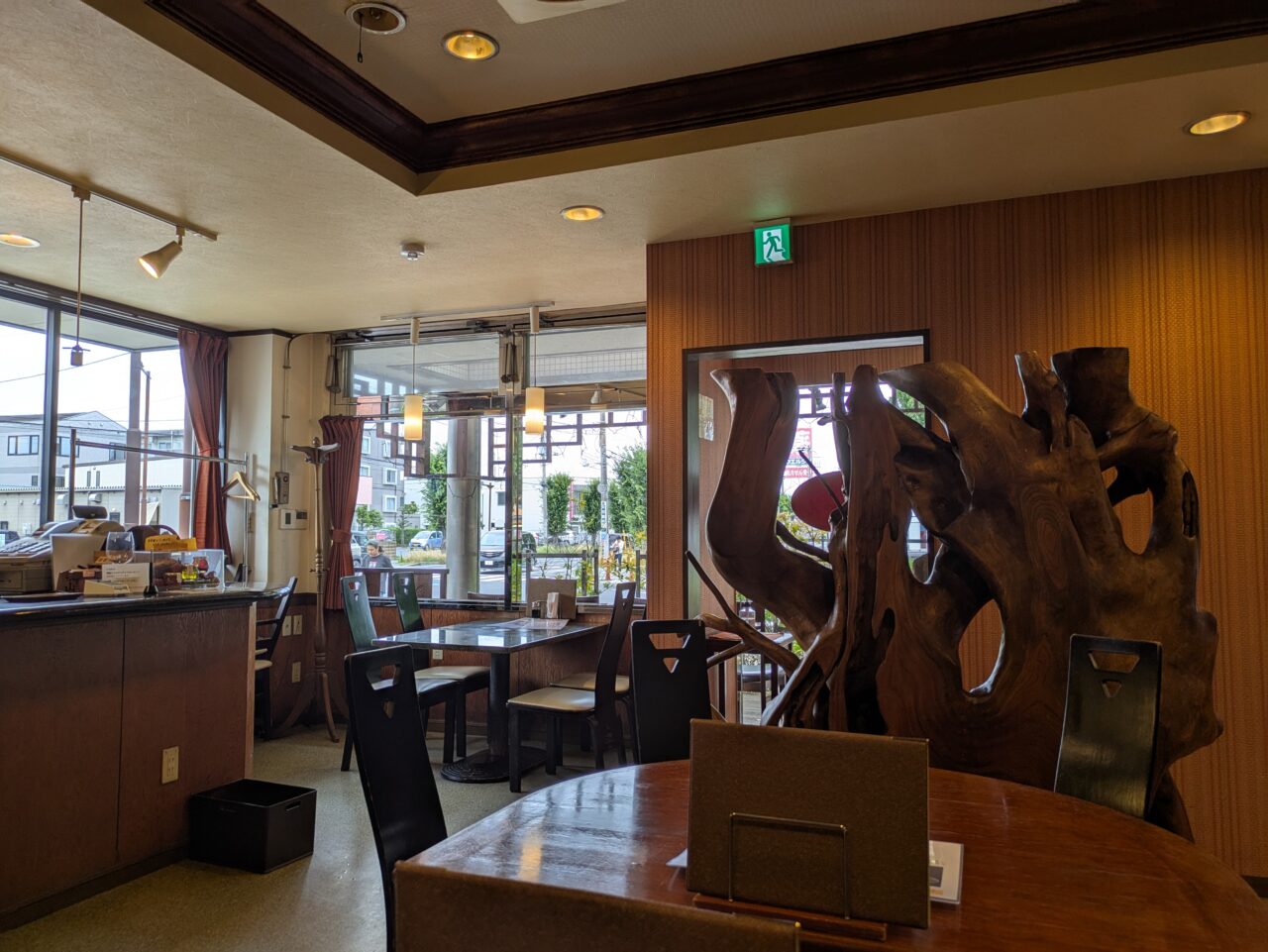 中国料理ろぉしゃんの店内