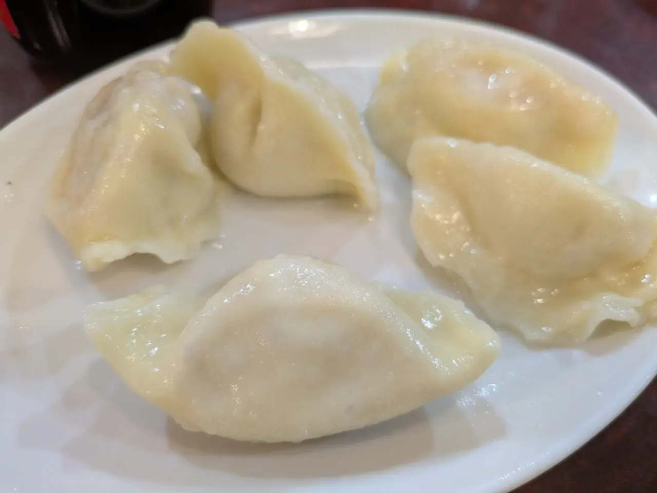 独一処餃子行徳店のトマト水餃子
