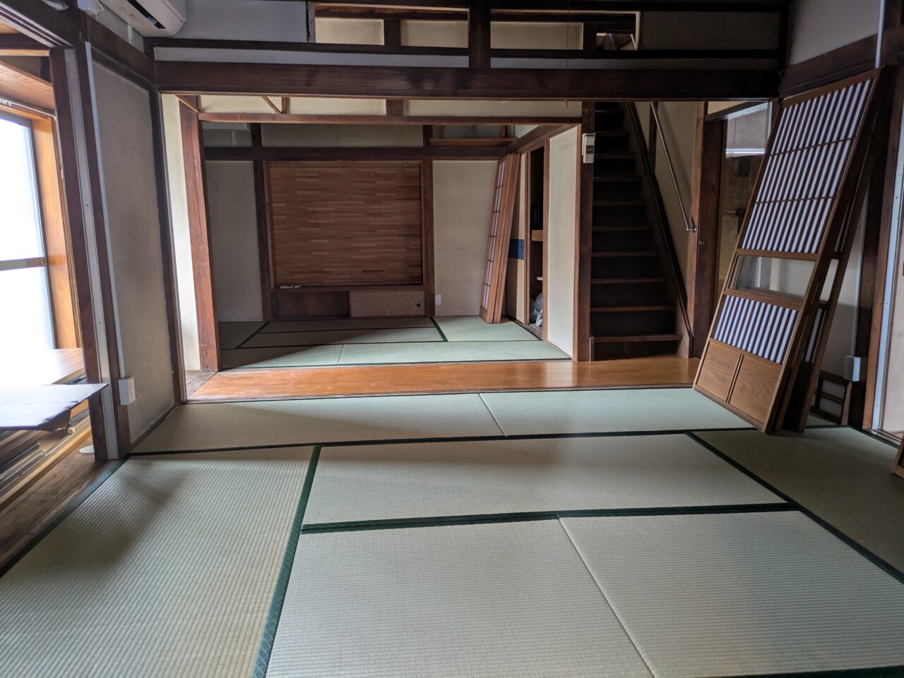 なかやまBASEの1階