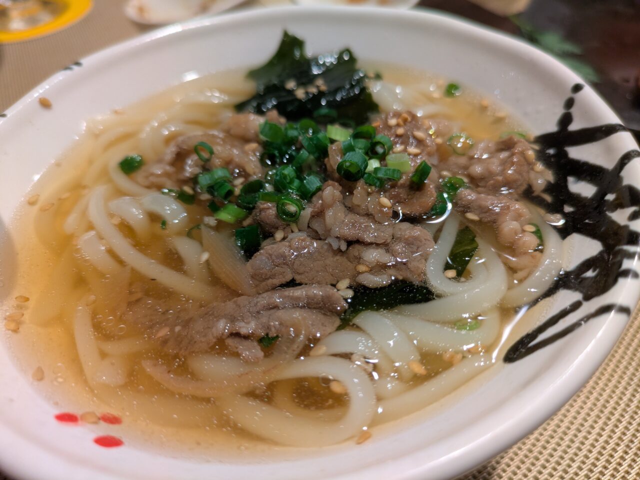 肉の弥生の肉うどん