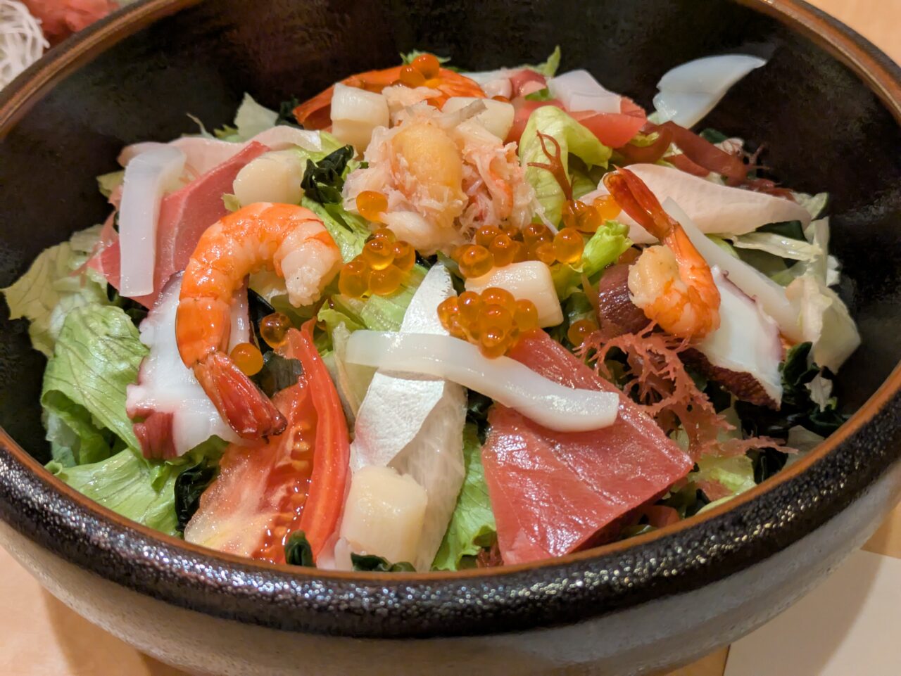 神田ッ子の海鮮サラダ