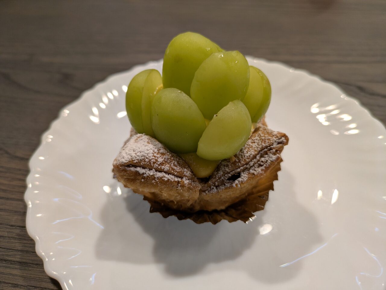 ichicafeのシャインマスカットパイ