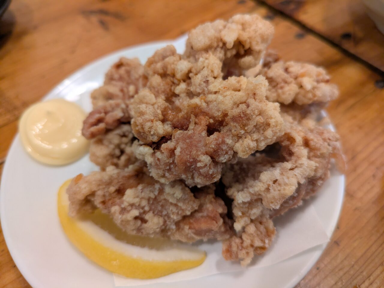 サカバ食堂大漁一家のからあげ