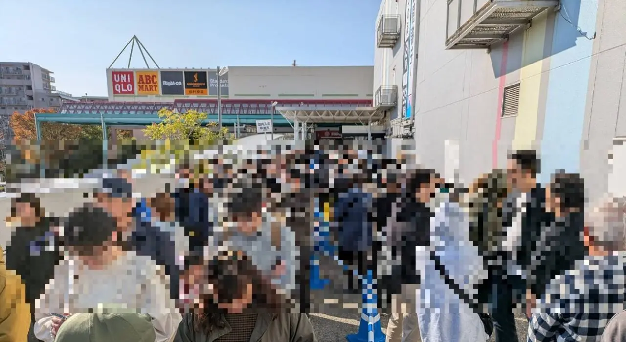 イオンスタイル市川コルトンプラザの待機列