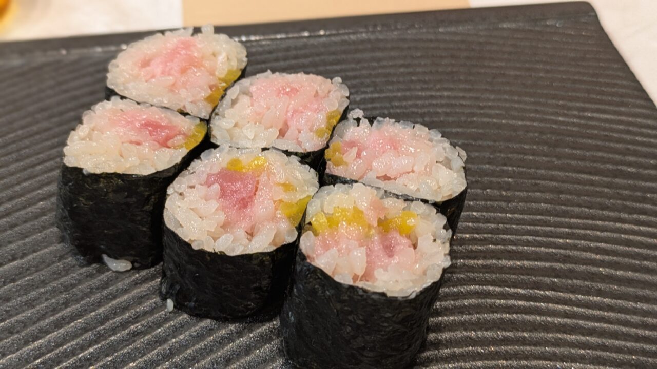 鮨恵比澤のトロタク巻き