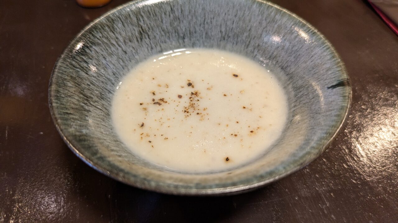 発酵ダイニング醸しの菊芋のスープ