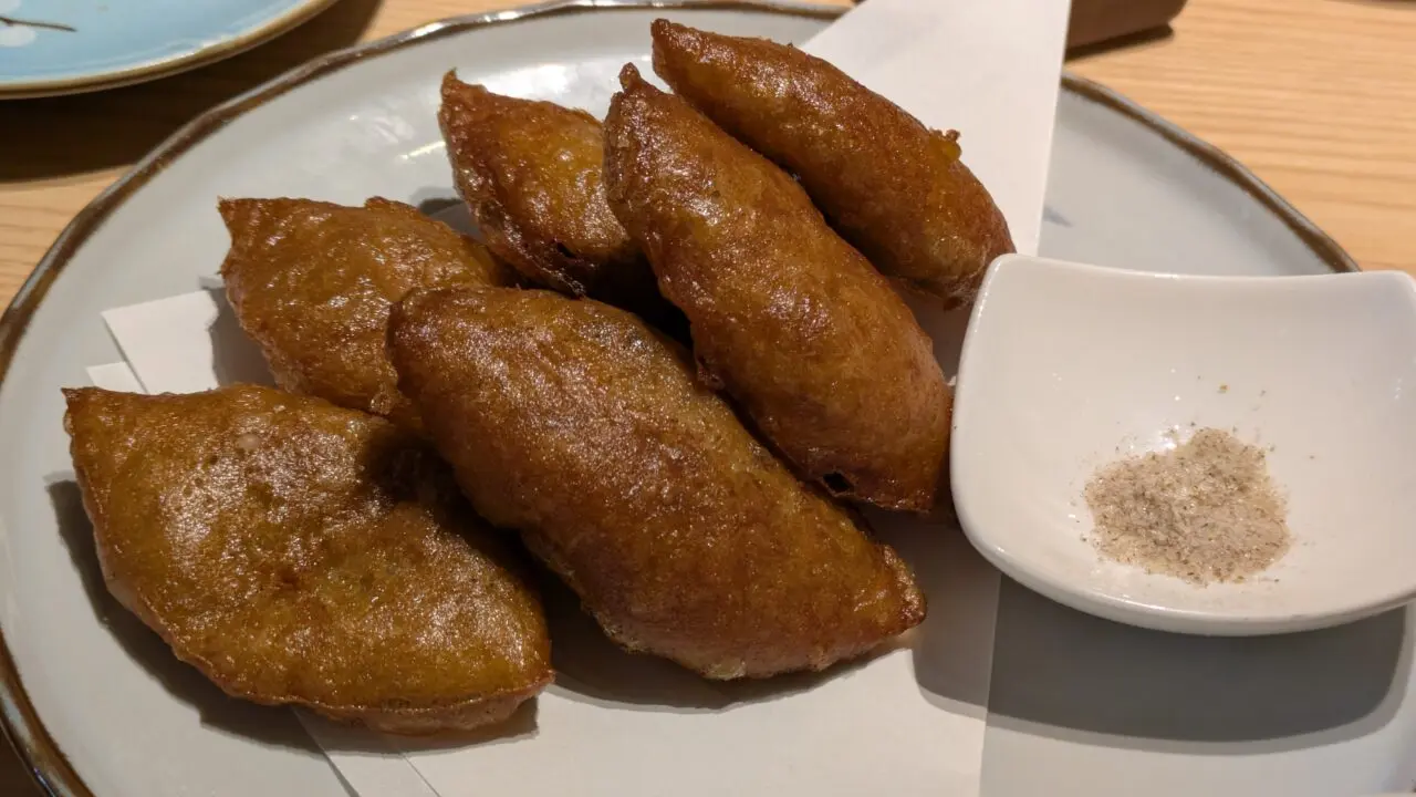 手打ちそば安田のそばがきの唐揚げ