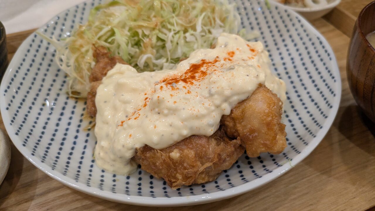 食堂オーツカのチキン南蛮定食