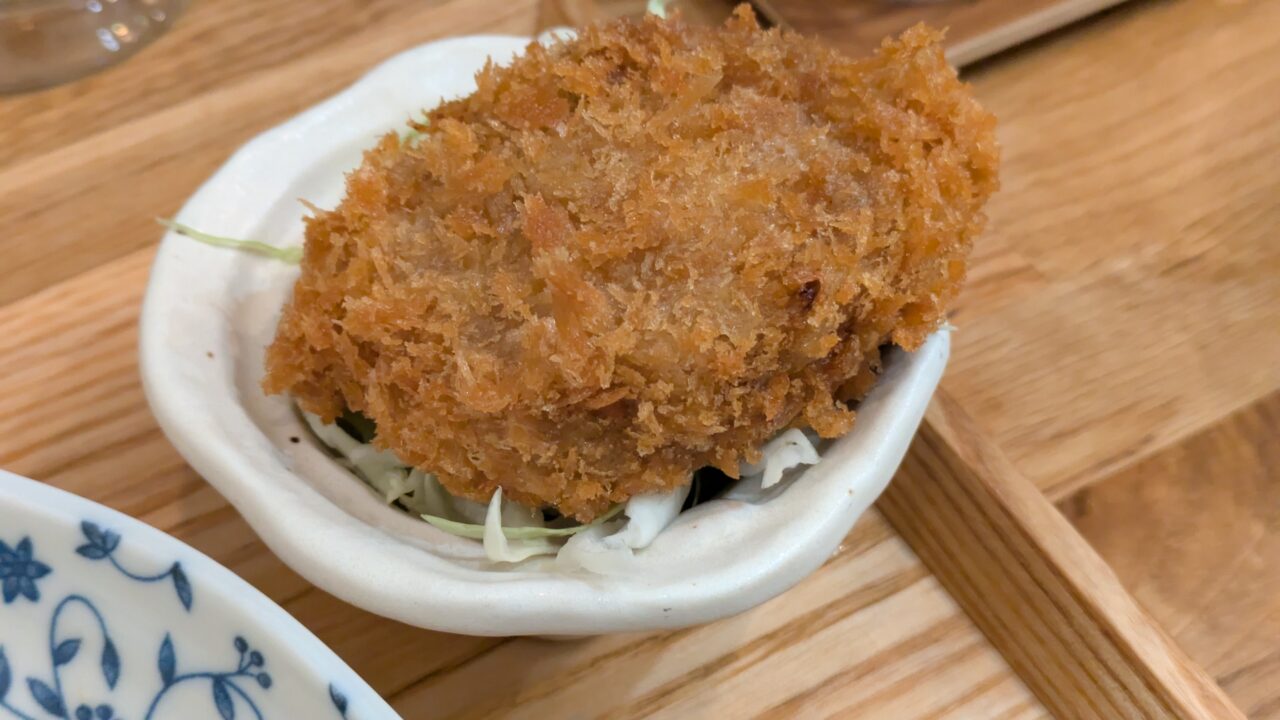 食堂オーツカのメンチカツ
