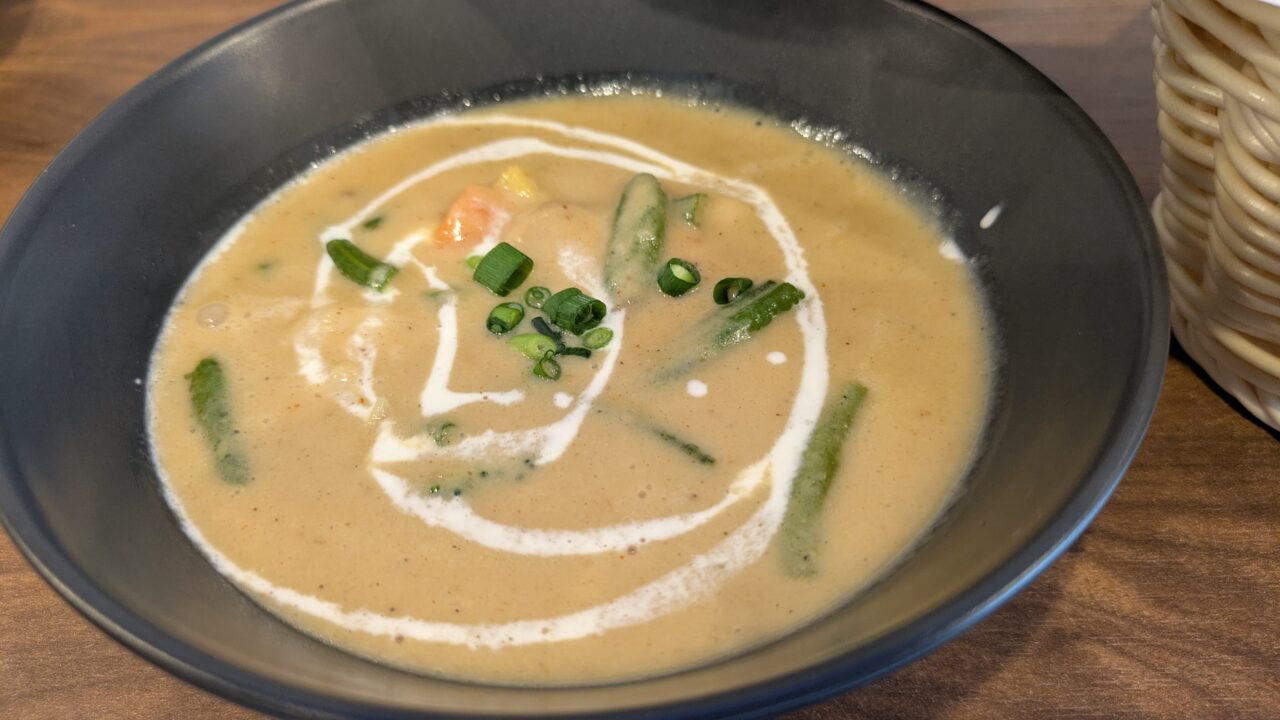 Daura（ダウラ）のベジタブルカレー