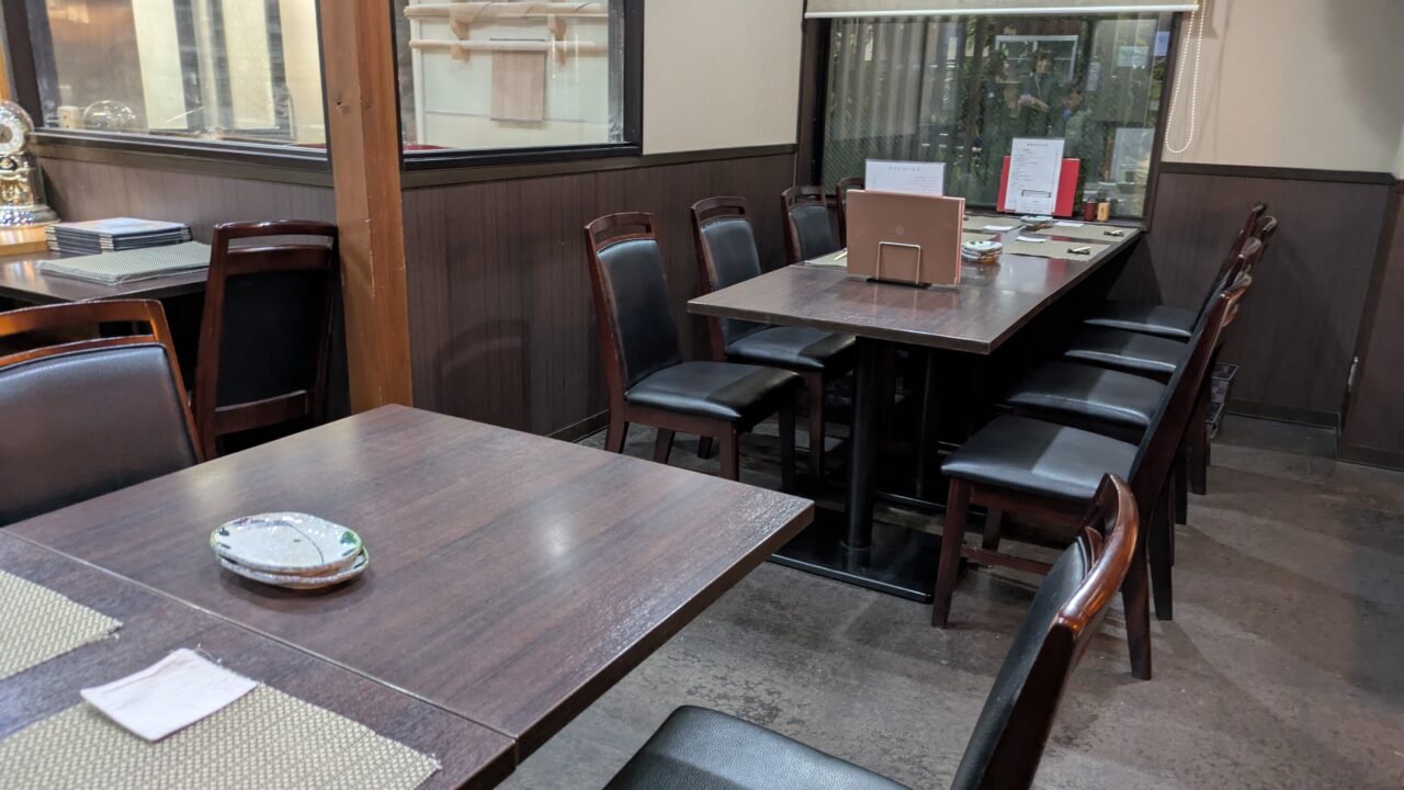 夏見屋の店内