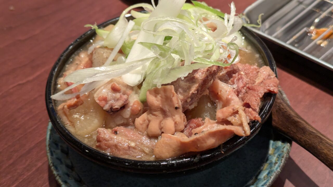 にしだ場下総中山店の塩もつ煮