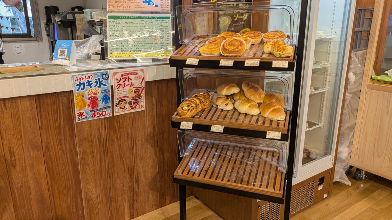 市川市八幡市民交流館ニコットのパン