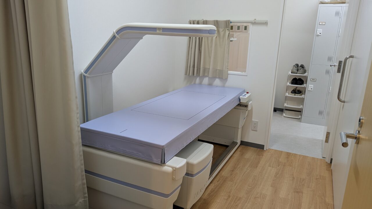 また、骨粗しょう症の検査に使用する骨密度測定装置も導入されていました。