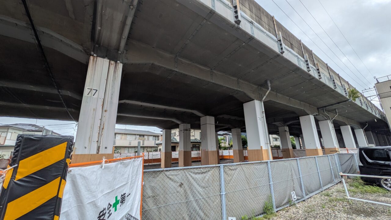 下総中山駅高架下工事