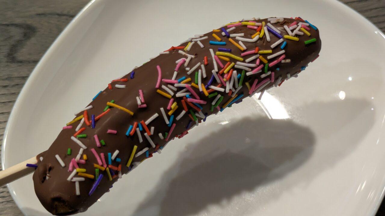 パティスリーでトゥールの夏祭りのチョコバナナが美味しかった