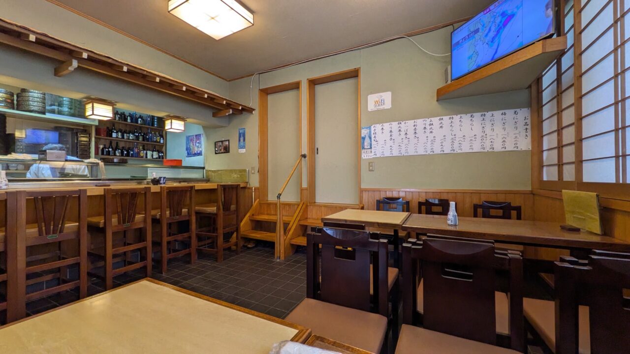 みどり寿司の店内